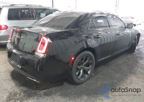 2021 Chrysler 300 300S from USA, damaged, VIN 2C3CCABG0MH554276